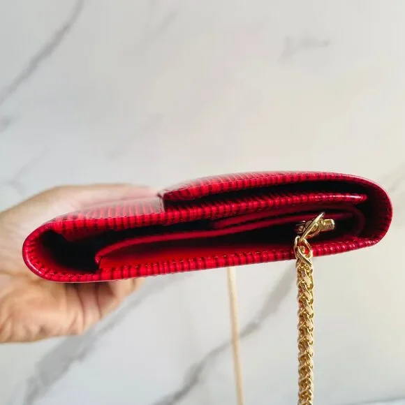 SALE! Louis Vuitton International Epi Wallet on chain ❤️ - Picture 13 of 16